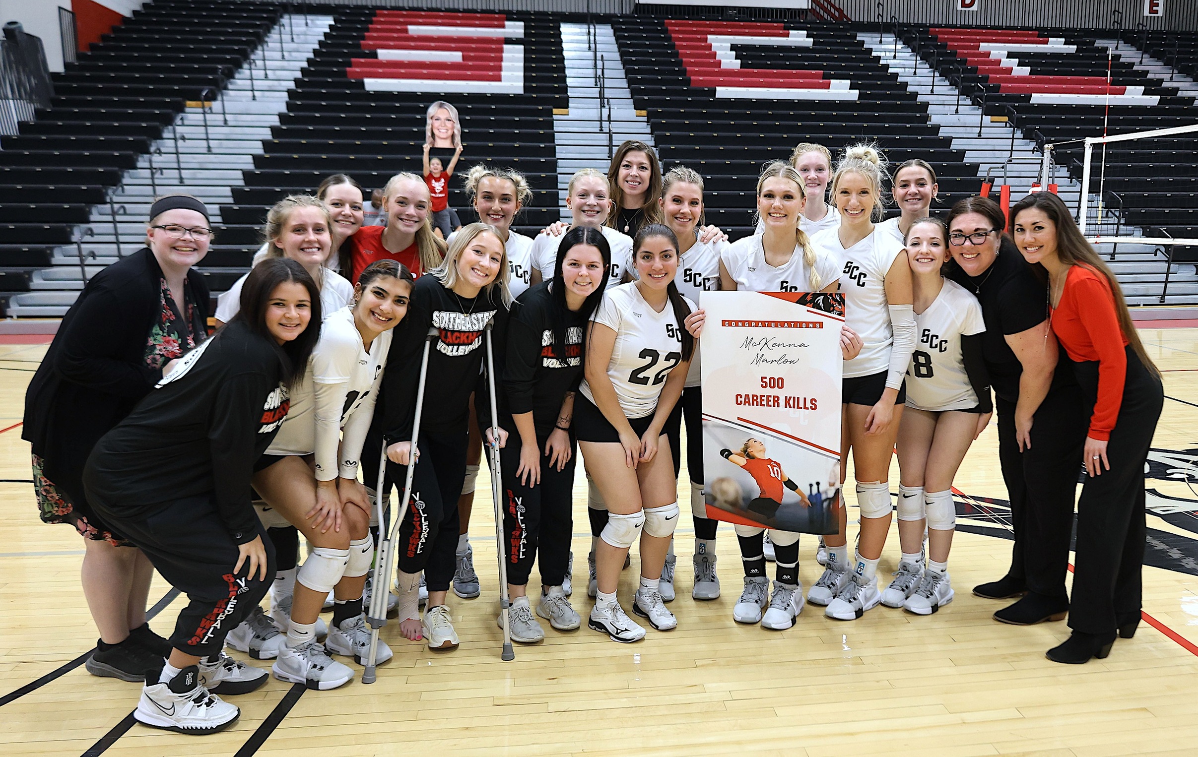 BLACKHAWKS EARN CONFERENCE WIN, CELEBRATE MARLOW'S 500TH KILL